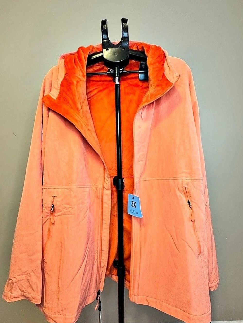Kirkland Signature Women’s Softshell Jacket Plus Size 3X Bright Orange Coral